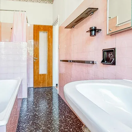 Дом отдыха Parva Domus