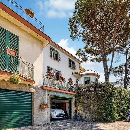 Дом отдыха Parva Domus